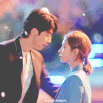 (후방주의) 남주혁&amp;신세경 계단 키스씬 <b>gif</b>