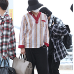 [방탄소년단] <b>태</b>태 <b>태</b>태앱에서 샀다고 자랑한 <b>옷</b>