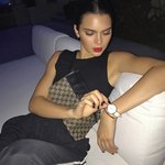 [댓글부탁해] <b>켄달</b>이 매고있는 힙색 ㅇㄸ