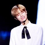 [박우진] 이<b>사진</b>좀 구해<b>주</b>ㅠ