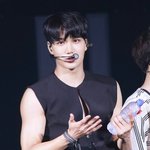 [EXO] 김종인 몸매는 <b>진리</b>지
