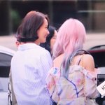 미쳤어.... 윤아 단발했어....