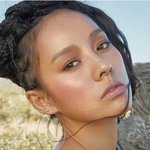 이목구비 진짜 쩐다.................