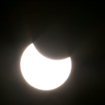 지금 미국 개기<b>일식</b> 진행중이야