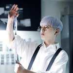 이 아이돌들의 안경을 <b>박제</b>해주세요