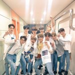 깨끗한 워너원 팬톡을 위해 정화 중입니다. 모두 <b>협조</b>부탁드립니다
