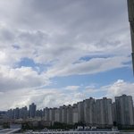 오늘하늘 너무 이<b>뻣</b><b>음</b>