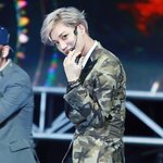 [EXO] 으르렁은 의상도 겁나 예쁘지 않었냐