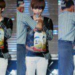 [백현] <b>쌀</b>축제 백현이 <b>쌀</b>받는 표정봐 ㅋㅋ