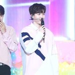 [김재환] 김재환 <b>소매</b>긴거 나만 좋냐