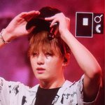 [방탄소년단] 얘 왜 <b>사각</b>턱 됨
