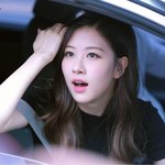 신쏘야 이렇게 안생겼으면 여물고 <b>자러</b> 끄지라 ^_^