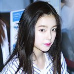 [EXO] 아이린 "<b>꿀피부</b>에 새초롬한 그녀"