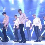 [황민현] 민현아 9관왕을 축하해