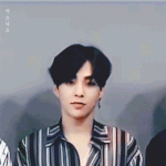 [EXO] <b>와중</b>에 민석이 이 움짤 봤냐