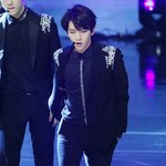 [백현] 백현 최애<b>헤어</b>스타일중 하나인데