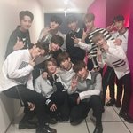 [워너원] 음<b>1</b>중 <b>1</b>위 단체사진