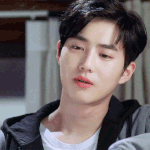 [EXO] 웅 이<b>엑</b><b>쏘</b> 존잘 어그로 아무리 깔 게 없어도 얼굴로 까는...