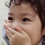 판에 나보다 얼굴 큰 애가 있을까