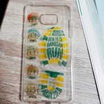 [이삐] 폰케이스가 너무 허전해서 스티커붙혀봤는데