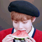 [EXO] <b>수박</b> 옴뇸뇸 훈지