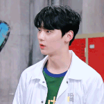 [EXO] 어제 <b>반삭</b>한 28살 개저씨 줫바르는 황제님☺️