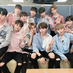 [EXO] 엑소 <b>수호</b>한테 황제 네임 쓴 엑소<b>팬</b> 사과하세요