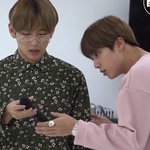 [방탄소년단] <b>무슨</b> <b>마법</b>을 부릴때사용하는 걸까?