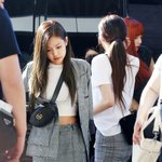 최근자 구찌 풀 <b>차림새</b> 제니