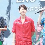 [EXO] 이 <b>셔츠</b> 입고 살아남은 인간 엑소밖에;;