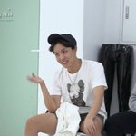 [방탄소년단] 이삐들 호석이 이 티셔츸ㅋㅋㅋ +)추가