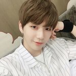 [강다니엘] 늦덕 되게 많네..? 와 ㅋㅋ