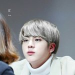 [방탄소년단] 석<b>진아</b> 그렇게 쳐다보면  나 힘들어집니다..