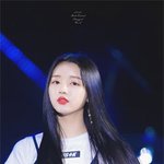 자꾸 흘끗거리게 되는 여돌
