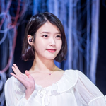 아이유 9월 기습컴백