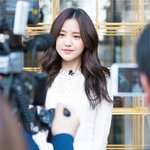 뭘해도 고급진 <b>아우라</b>