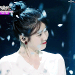 [<b>아이유</b>] <b>노래</b> 낼 것 같다고 한 애 누구야