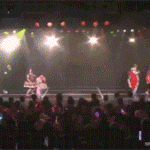 [콜로라도] 일본 아이돌 공연에 난입한 오타쿠.<b>gif</b>