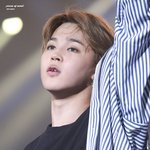 [방탄소년단] 지민이 그때 치과가서 <b>앞니</b>깨진거 메꿨나봐!