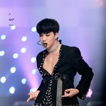 [EXO] 종인이 이 의상도 ㄹㅇ..