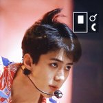 [EXO] 아이돌 <b>머리</b>가 이렇게 날것이라니