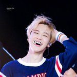 [방탄소년단] 짐니 <b>치아</b>에 박혀있는거 이거뭘까 ㅇㅅㅇ