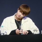 [워너원] 그로가 노렷<b>나바</b> 저모습도 잘생겨보이게