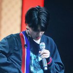 [백현] 백현아 <b>허리</b> 아프니 ㅠㅠㅠㅠ