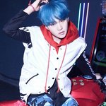 [방탄소년단] 윤기 저 쌔파란 머리색은 오늘 컨포랑