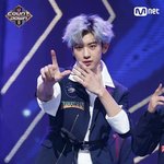[EXO] 이 사진 어디에 뜬거임?