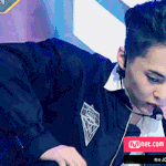 어제 음방 타고 슬슬 반응 오고 있는 노래.<b>gif</b>