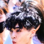 [EXO] 오늘 민석이 머리 <b>보</b><b>셈</b>ㅠㅠㅠㅠㅠ