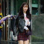 정<b>채연</b> 최근 뮤뱅 리허설 출근길 ㅋㅋㅋ