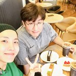 [방탄소년단] 방시혁 피디님 <b>사진</b> 기다리는 중ㅋㅋㅋㅋ